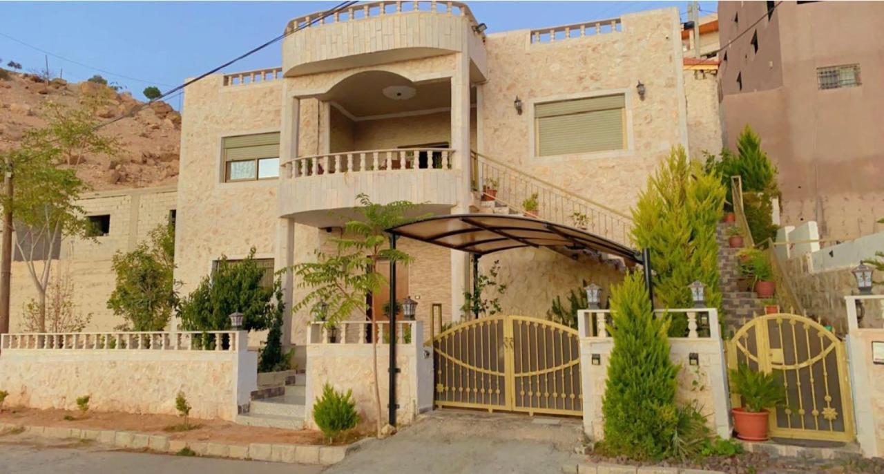 Petra Rose Apartment *